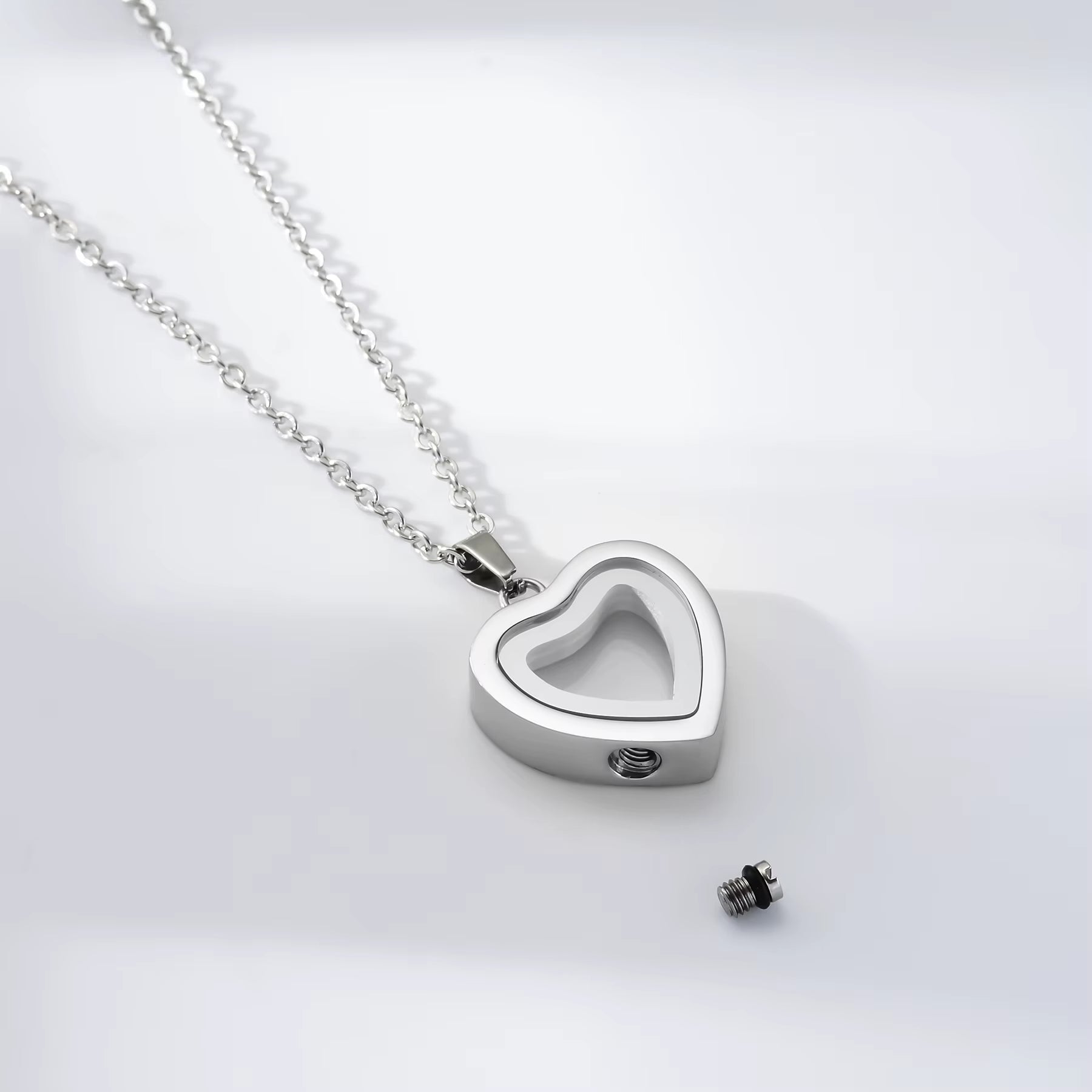Stainless Steel Heart Glass Cremation Necklace for Ashes Love Memorial Lockets Keepsake Urn Pendants Jewelry for Women Men